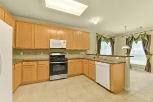 2221 Silvercreek Ct, Deer Park, TX 77536 - Photo 16