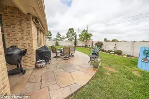 2837 Elia Ln, League City, TX 77573 - Photo 38