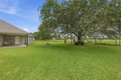 8565 Sunflower Lane, Beaumont, TX 77705 - Photo 34
