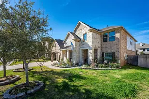 3015 Cooper Hawk Ln, Richmond, TX 77406 - Photo 2