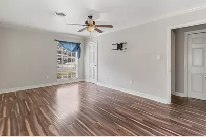 2005 Candlewood Drive, Bay City, TX 77414 - Photo 8