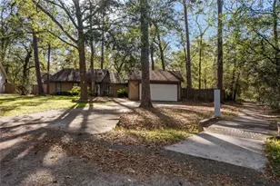 2016 Royal Oak Pl, The Woodlands, TX 77380 - Photo 2