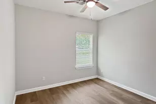 387 Autumn Ln, Livingston, TX 77351 - Photo 12