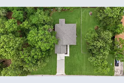 387 Autumn Lane, Livingston, TX 77351 - Photo 6