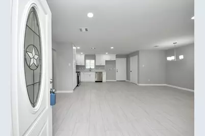 10507 Royal Oaks Drive, Houston, TX 77016 - Photo 10