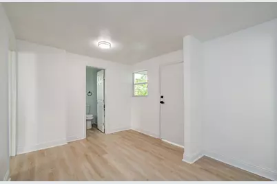 10309 Wiggins Street, Houston, TX 77029 - Photo 14
