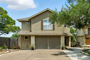 605 Riviera Dr, Canyon Lake, TX 78133 - Photo 2