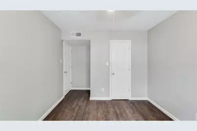 122 E Crosstimbers Street #52, Houston, TX 77022 - Photo 10