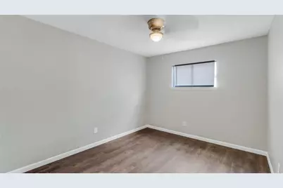 122 E Crosstimbers Street #52, Houston, TX 77022 - Photo 8