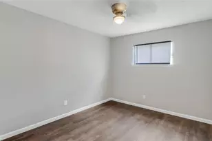 122 E Crosstimbers St, Houston, TX 77022 - Photo 8