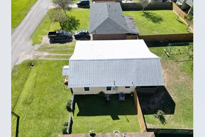 626 S Gray Avenue, West Columbia, TX 77486 - Photo 34