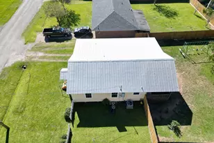 626 S Gray Ave, West Columbia, TX 77486 - Photo 34