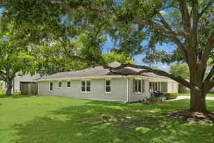 8510 Greenbush St, Houston, TX 77025 - Photo 4