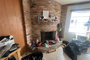 6023 Lattimer Dr, Houston, TX 77035 - Photo 10