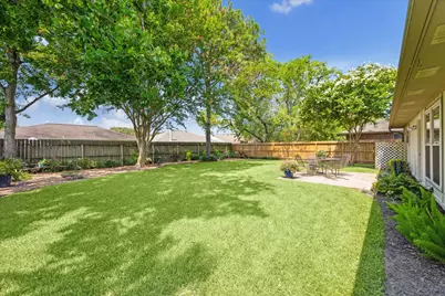 2784 Forest Point Drive, League City, TX 77573 - Photo 24