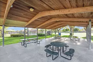 2784 Forest Point Dr, League City, TX 77573 - Photo 30