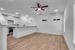 7428 Laura Koppe Rd, Houston, TX 77028 - Photo 2