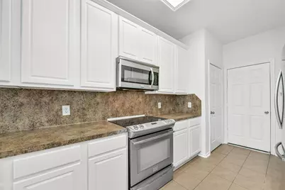 6208 Stoney Creek Drive, Pasadena, TX 77503 - Photo 10