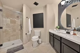 8802 Outview Ct, Houston, TX 77040 - Photo 16