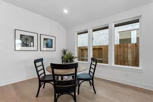 6913 Nubuck Dr, Montgomery, TX 77316 - Photo 8