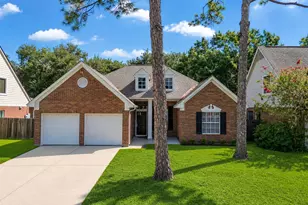 14527 Circlewood Way, Houston, TX 77062 - Photo 2