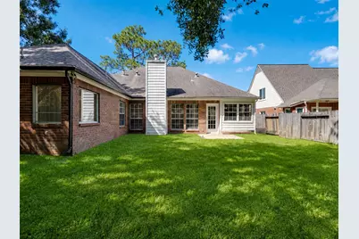 14527 Circlewood Way, Houston, TX 77062 - Photo 36