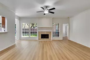 14527 Circlewood Way, Houston, TX 77062 - Photo 6