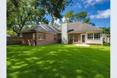 14527 Circlewood Way, Houston, TX 77062 - Photo 34