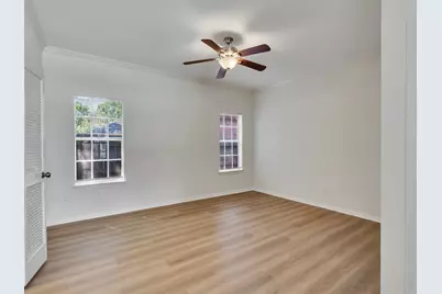 14527 Circlewood Way, Houston, TX 77062 - Photo 18