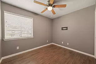 7502 Nightingale Cir, Texas City, TX 77591 - Photo 18