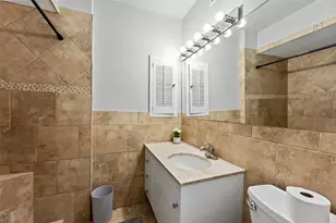 2600 Bellefontaine St, Houston, TX 77025 - Photo 10