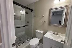 1401 Austin St, La Marque, TX 77568 - Photo 14