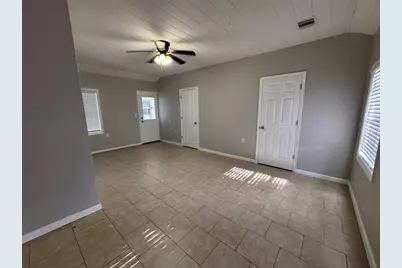 1401 Austin Street, La Marque, TX 77568 - Photo 10