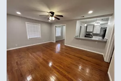 1401 Austin Street, La Marque, TX 77568 - Photo 2