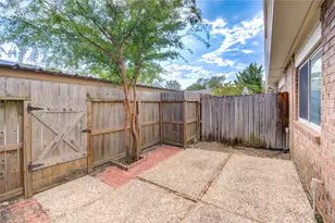 14407 Still Meadow Dr, Houston, TX 77079 - Photo 32