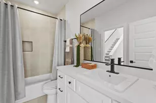 9208 Ft George St, Houston, TX 77063 - Photo 32