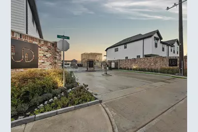 9208 Fort George Street, Houston, TX 77063 - Photo 6