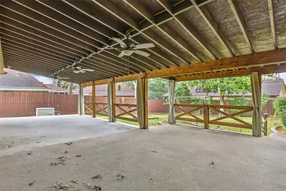 26 Royal Dalton Circle, Conroe, TX 77304 - Photo 6