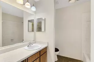 12803 Sandrock Dr, Houston, TX 77048 - Photo 22