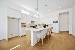 1524 W 21st St, Houston, TX 77008 - Photo 4