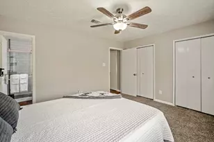 93 S Waxberry Rd, The Woodlands, TX 77381 - Photo 28
