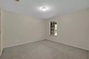 908 Victoria Lakes Dr, Katy, TX 77493 - Photo 32