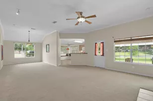 908 Victoria Lakes Dr, Katy, TX 77493 - Photo 10