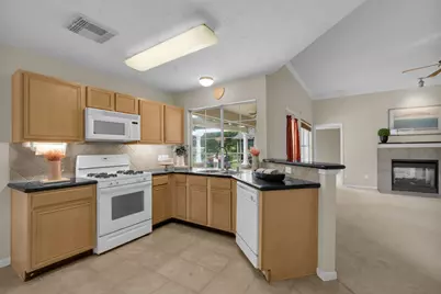 908 Victoria Lakes Drive, Katy, TX 77493 - Photo 26