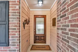 908 Victoria Lakes Dr, Katy, TX 77493 - Photo 4
