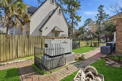 39 Forest Green Trail, Kingwood, TX 77339 - Photo 50