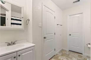 757 Bluewater Hwy, Surfside Beach, TX 77541 - Photo 26