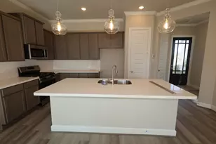 11406 Lucky Fls Dr, Houston, TX 77047 - Photo 2