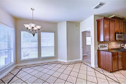 30 N Scribewood Circle, The Woodlands, TX 77382 - Photo 16