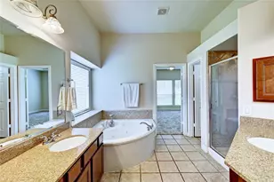 30 N Scribewood Cir, Spring, TX 77382 - Photo 28